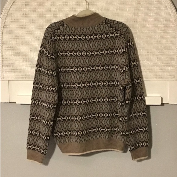 Brooks Brothers Scottish Lambs Wool Sweater - Picture 9 of 9